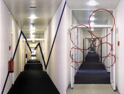 moderne Kunst in den Fluren des Alliance Gebäudes